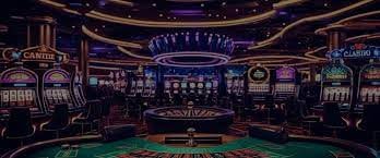 Tampilan antarmuka aplikasi mobile cahayapoker menampilkan sportsbook Liga 1 dan Live Dealer
